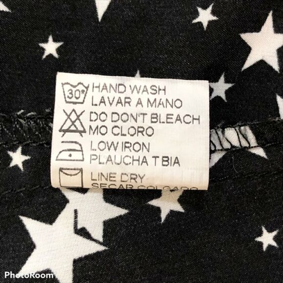 Hommage Sleeveless Tunic with a Tie Waist - Picture 6 of 6